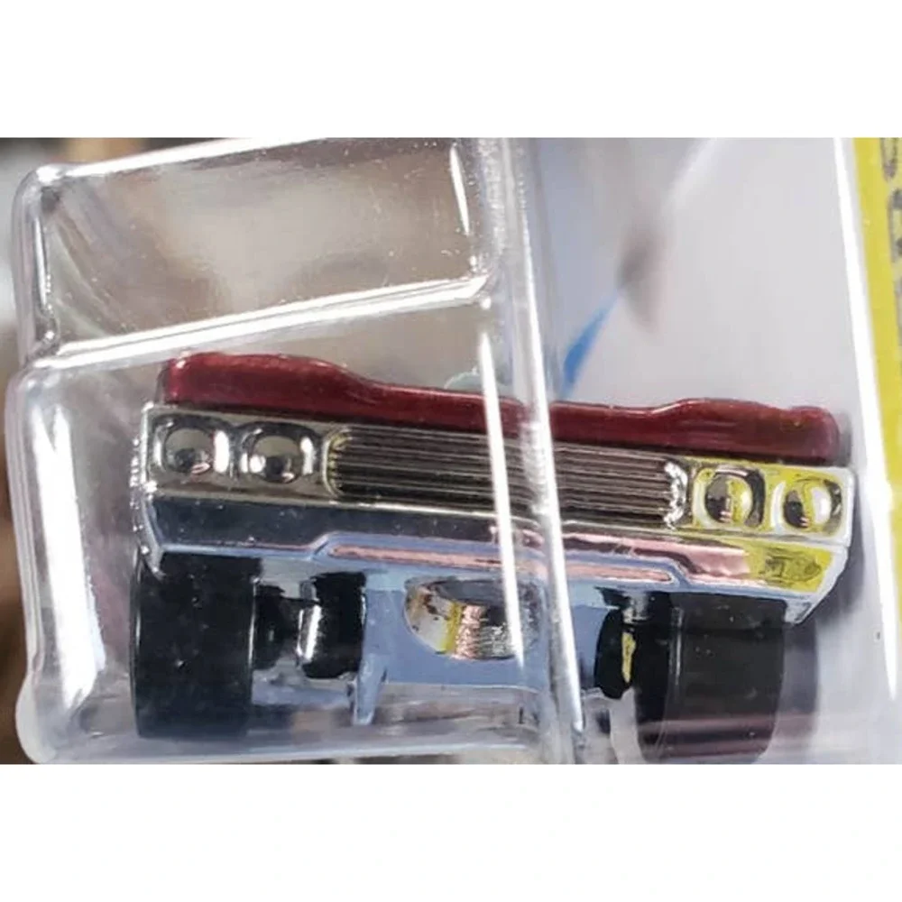 Hot Wheels 2021 Experimotors 7/10 Layin' Lowrider Red With Chrome 5 Spoke Wheels